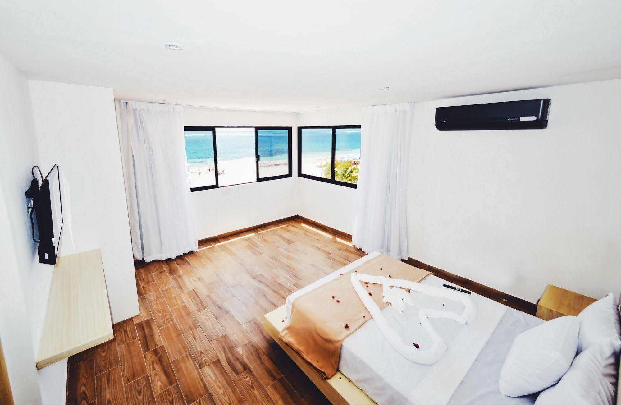 Cielo Beach Hotel Puerto Morelos Buitenkant foto