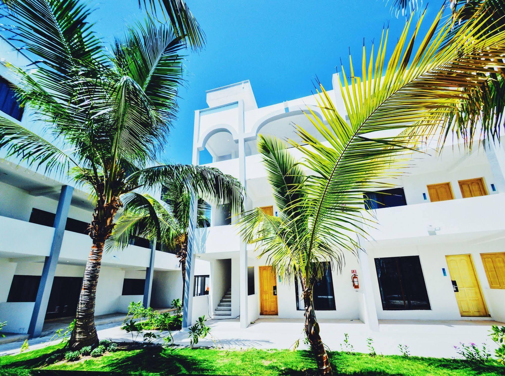 Cielo Beach Hotel Puerto Morelos Buitenkant foto